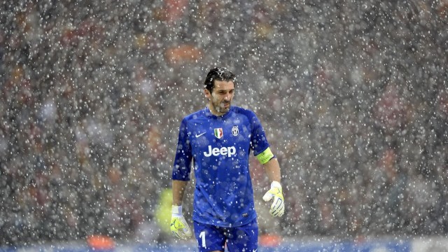 开云官网APP下载-0胜！曼联从第二名滑落，黑马两次换帅失败，阿森纳追平队史纪录