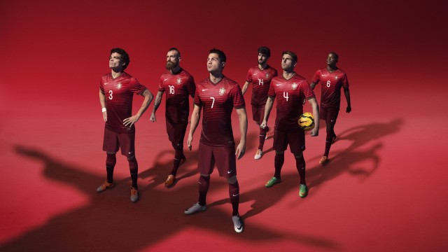 kaiyun登录入口-18岁票王+涅槃王者领衔！FIFPRO年度最佳11人揭晓，技术流统治足坛