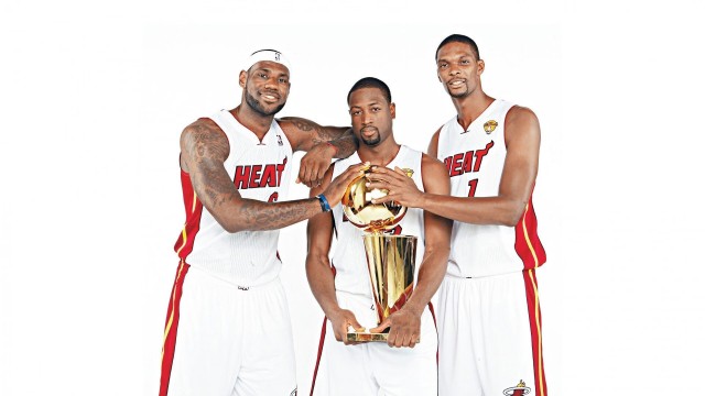 kaiyun官方入口登录-6连胜在望？火箭对阵马刺，杜兰特陷入尴尬，谢波信心满满，文班亚马赛前亮相